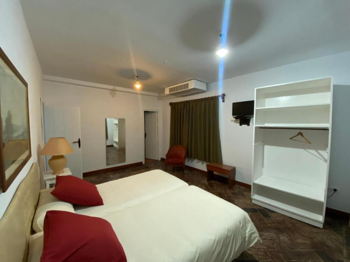 Casas Rurales Monasterio De Rocamador Almendral 外观 照片
