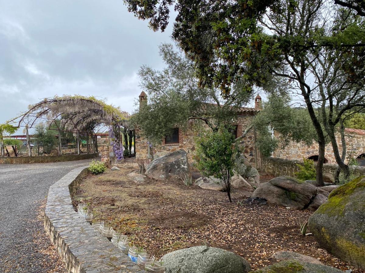 Casas Rurales Monasterio De Rocamador Almendral 外观 照片